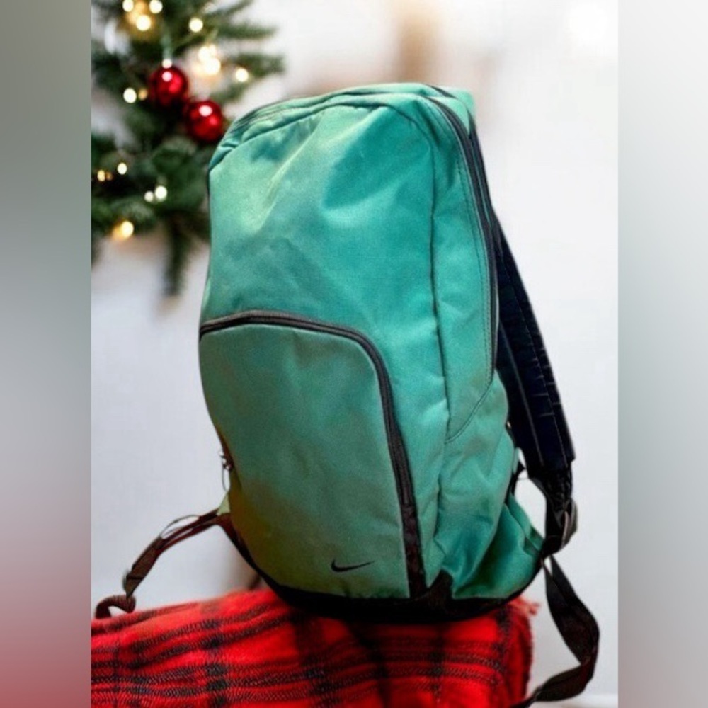 SOLD
NIKE RARE Olive Green Backpack preloved condition bag tote technical retro